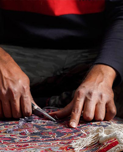 رفو گری قالی در قالیشویی چیذر